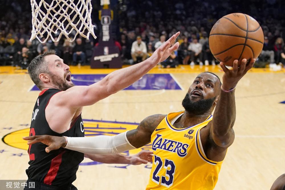 每年超過2 每年超過2